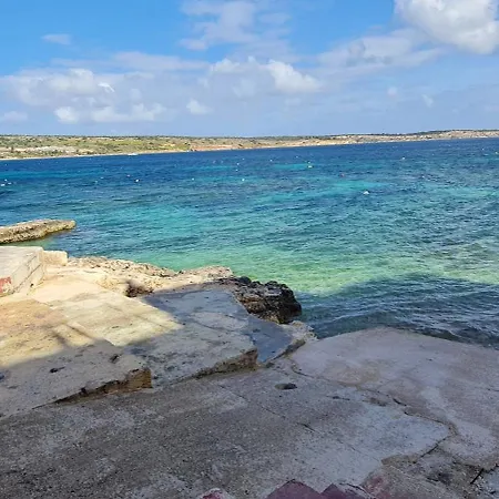 Seaside Serenity - Luxe Penthouse - Near The By Quicktrips Mellieħa