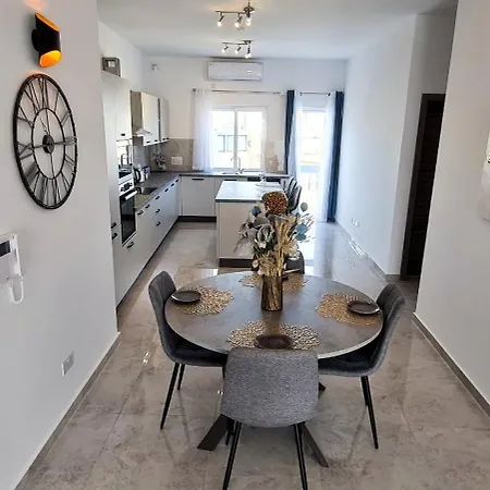 Seaside Serenity - Luxe Penthouse - Near The By Quicktrips *