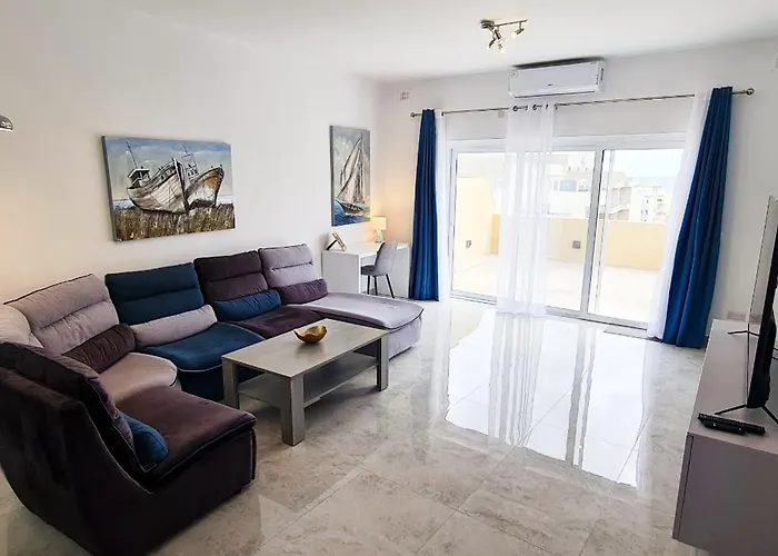 Seaside Serenity - Luxe Penthouse - Near The By Quicktrips Apartmán