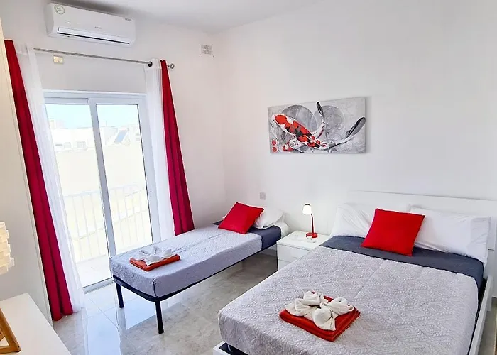Apartmán Seaside Serenity - Luxe Penthouse - Near The By Quicktrips Mellieħa