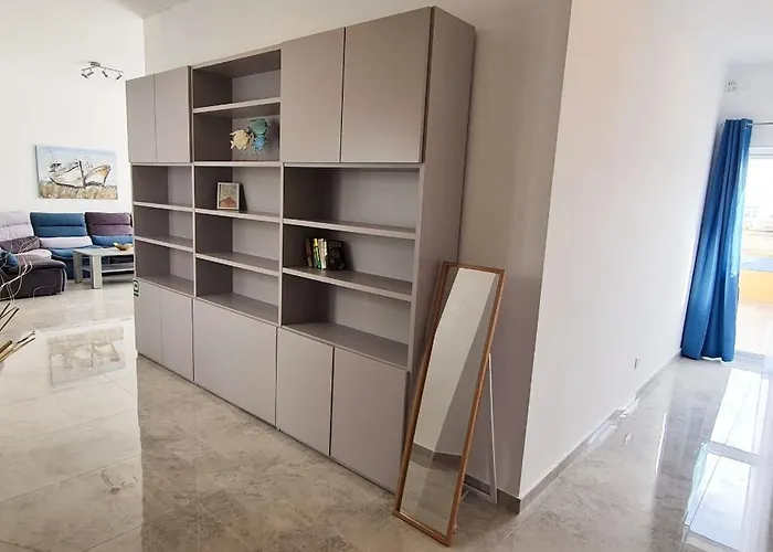 Seaside Serenity - Luxe Penthouse - Near The By Quicktrips Apartmán