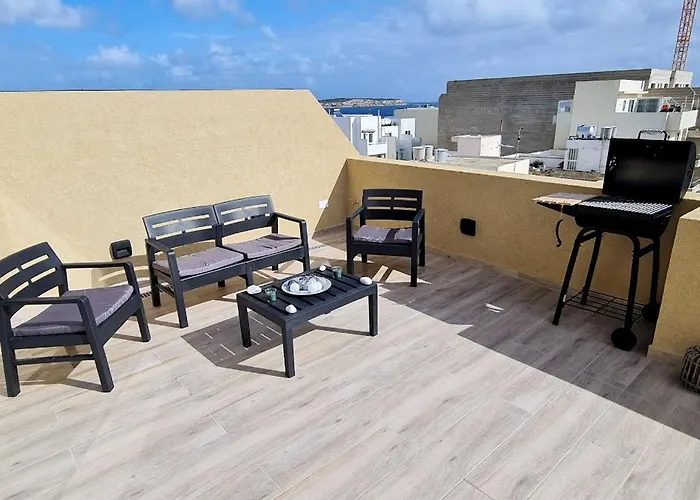 Seaside Serenity - Luxe Penthouse - Near The By Quicktrips * Mellieħa