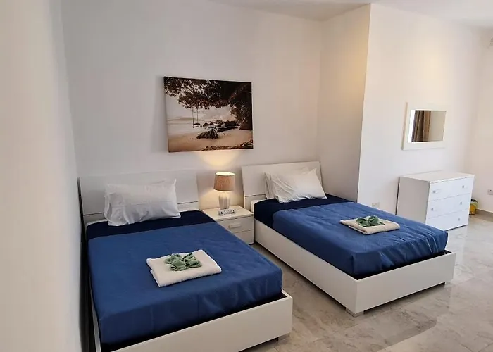 Daire Seaside Serenity - Luxe Penthouse - Near The By Quicktrips Mellieħa